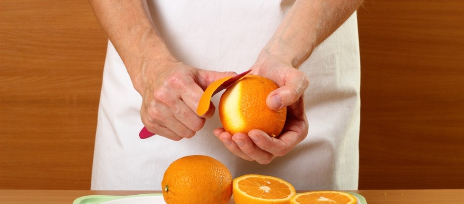 فوائد قشور البرتقال لازالة المكياج
